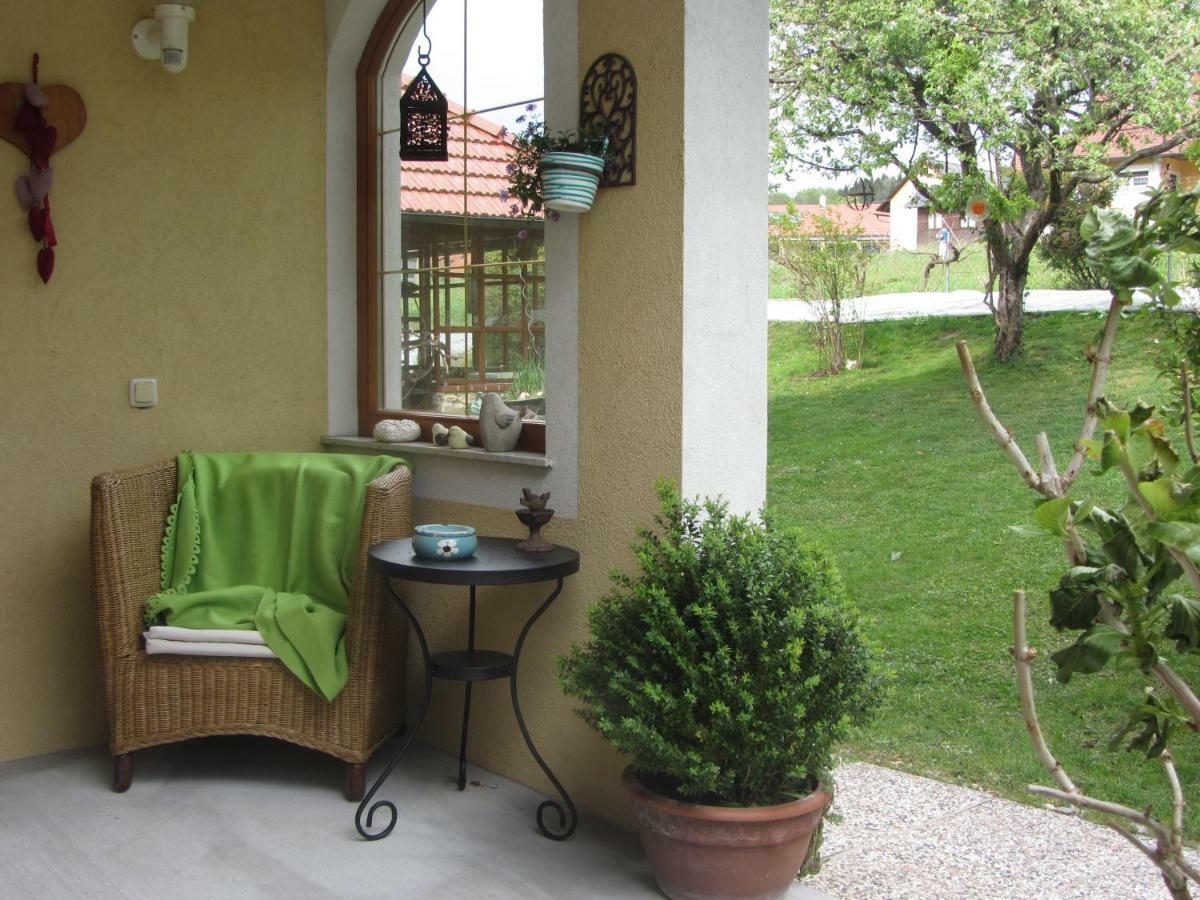 Anna'S Home - Ferienwohnungen Ratsch an der Weinstrasse Exterior foto