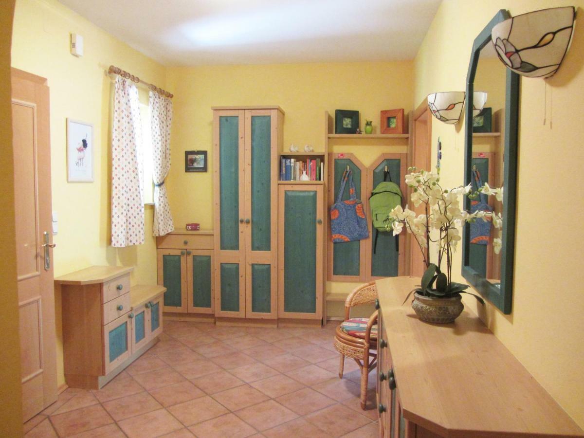 Anna'S Home - Ferienwohnungen Ratsch an der Weinstrasse Exterior foto